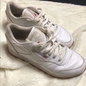 Reebok white classic shoes